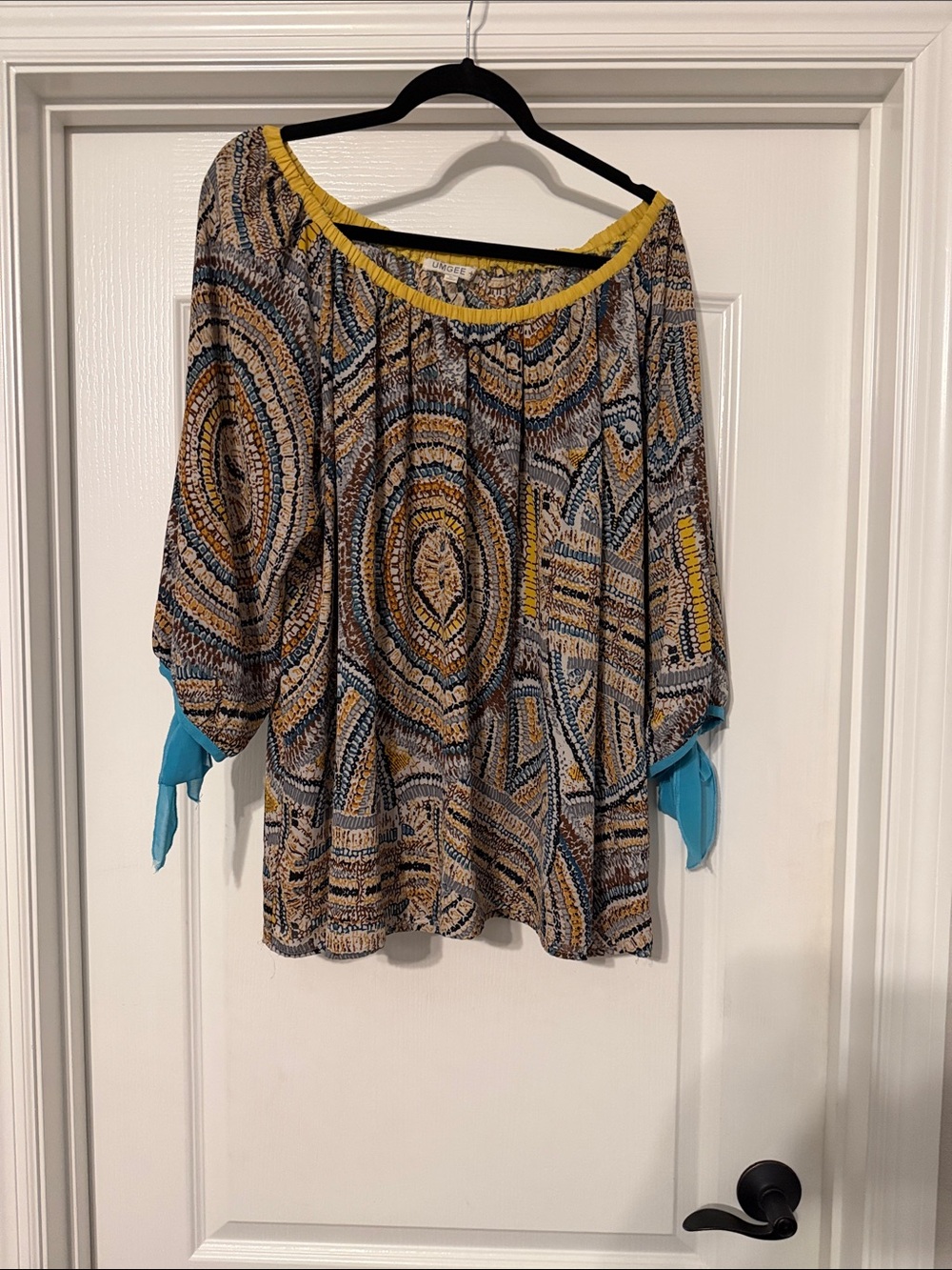 Umgee Yellow-Trim Boho Off-Shoulder Blouse with Teal Sleeve Ties